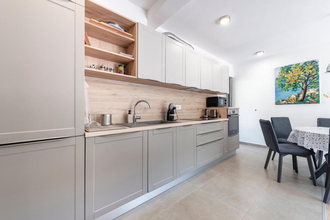 Sea Spirit Apartment *